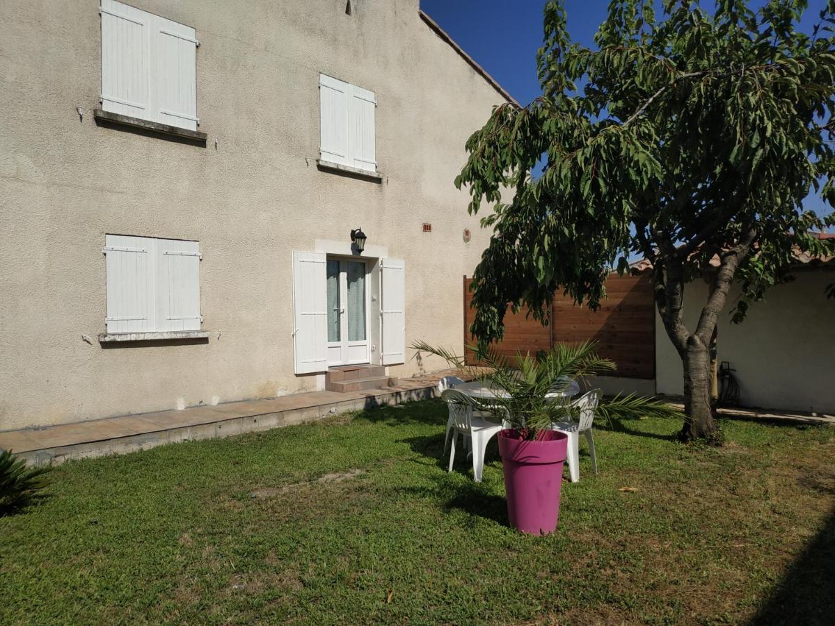 Appart 28M2 Avec Jardin Et Parking Prives, Chambre Separee Milhaud Kültér fotó